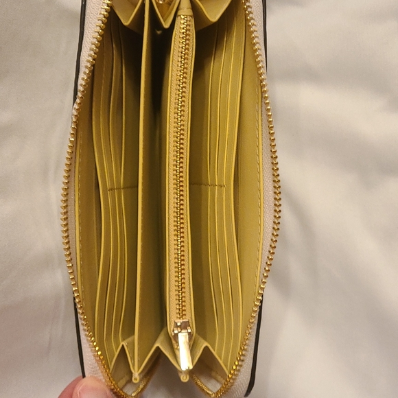 COACH Long Zip Around Wallet with Embossed Horse & Carriage - Picture 2 of 4